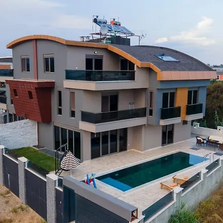 Luxury Villa With Private Pool Close To Lara Beach Antália